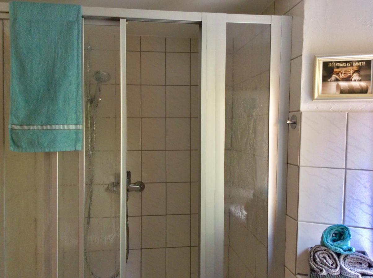 Ferienwohnung Winzerhäuschen, Weingut Th. Müller Reil Exterior foto